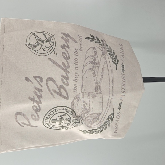 The Hunger Games Peeta's Bakery Cream Tote Bag - Picture 6 of 16
